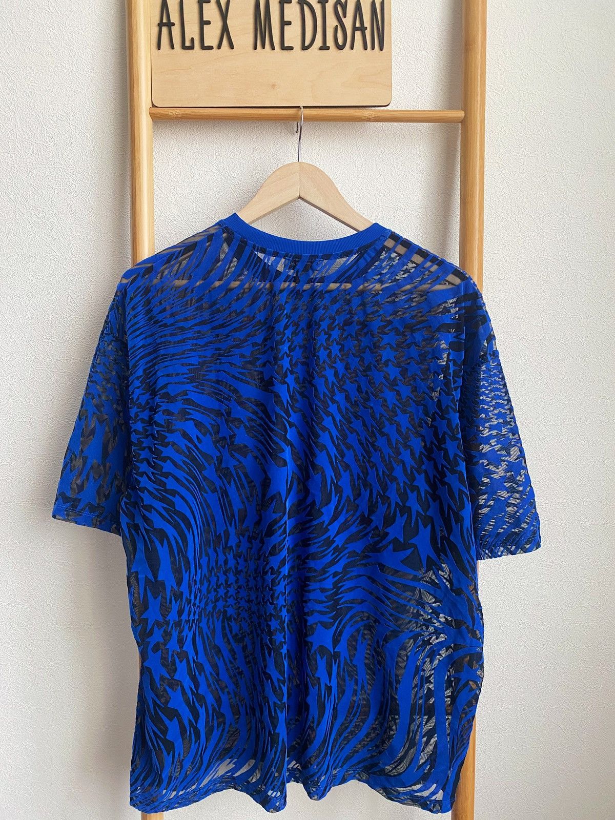 Mugler Mugler x H&M Swirling Star Mesh T-Shirt Size US L / EU 52-54 / 3 - 15 Thumbnail
