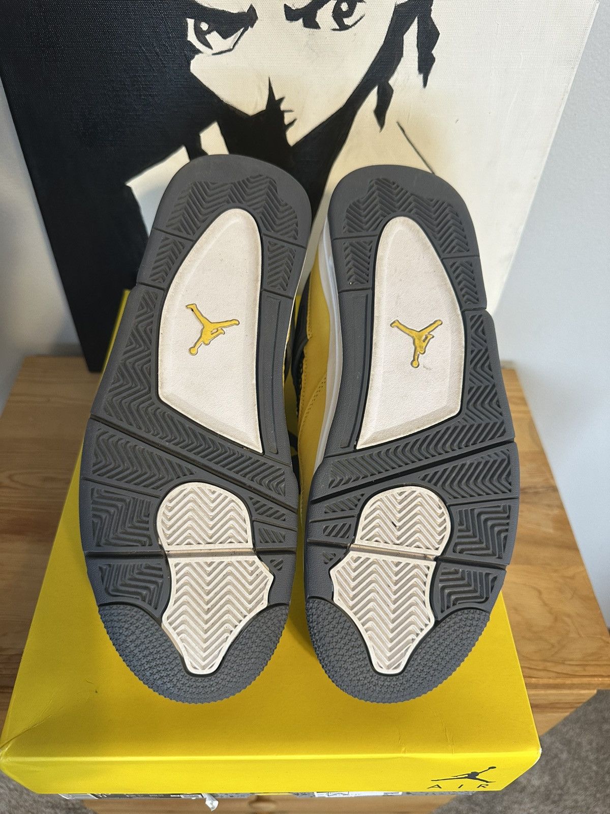 Jordan 4 Lightning