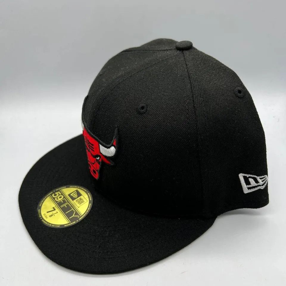 New Era Chicago Bulls NBA 7 7/8 Hat Fitted Cap New Michael Jordan Size ONE SIZE - 3 Thumbnail
