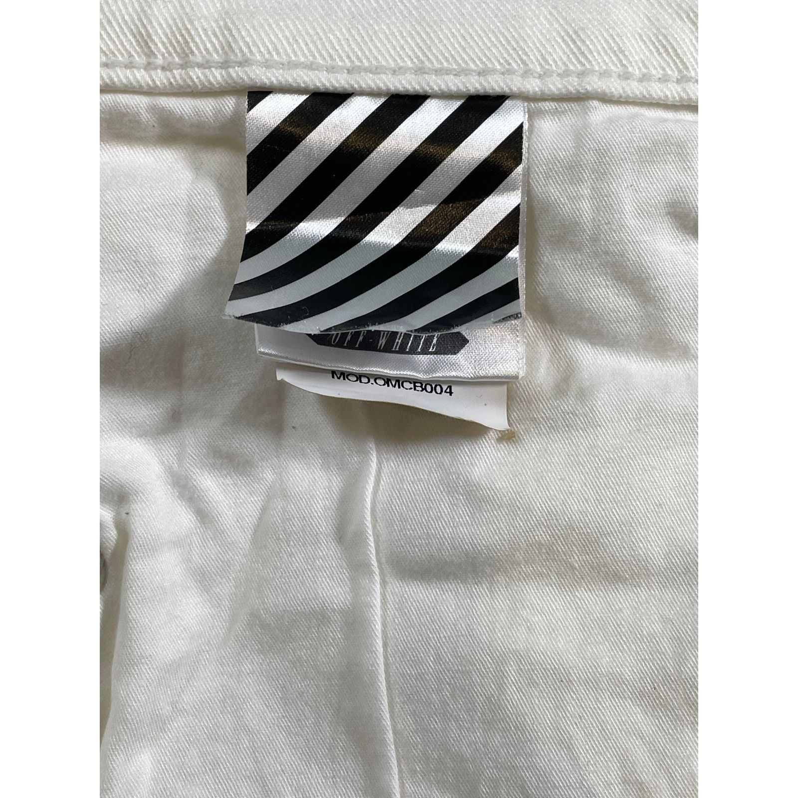 Off-White Off-White White Black Carpenter Shorts Size US 34 / EU 50 - 6 Thumbnail