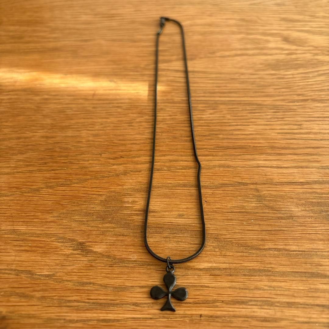 LEMAIRE Spade Pendant Necklace Black