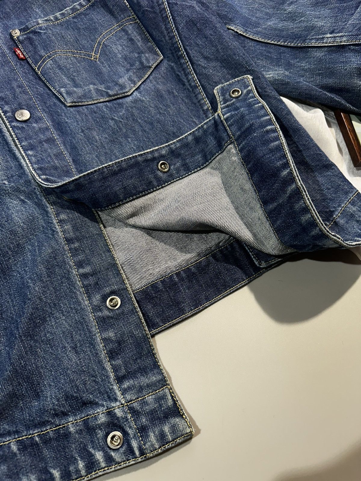 Levi's Vintage Clothing Levis Denim Jacket Trucker Tupe lll Blue Wash Overshirt Size US M / EU 48-50 / 2 - 9 Thumbnail
