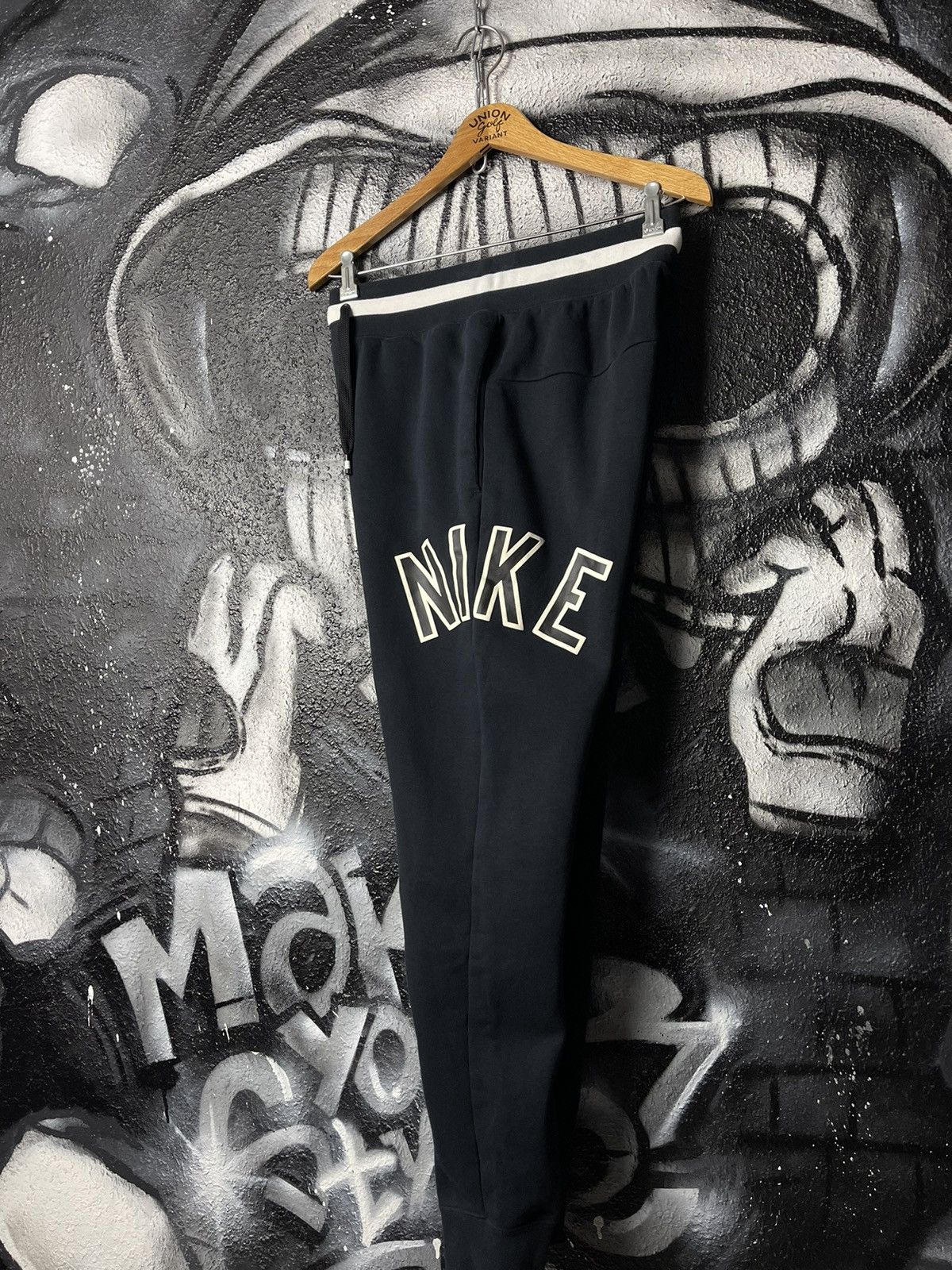 Nike Nike AIR Fleece Trousers Men’s Sweatpants Size S Size US 31 - 2 Thumbnail