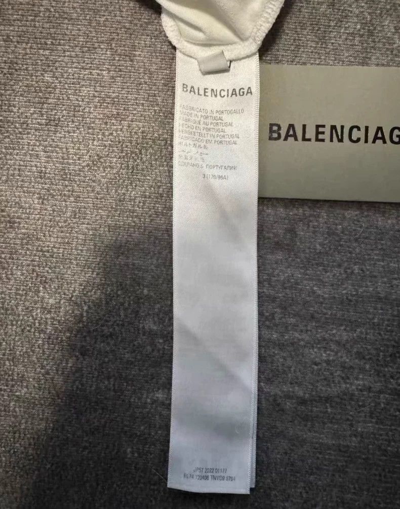Balenciaga Balenciaga Off-White Fake Two-Piece Sweatshirt Size US L / EU 52-54 / 3 - 4 Thumbnail