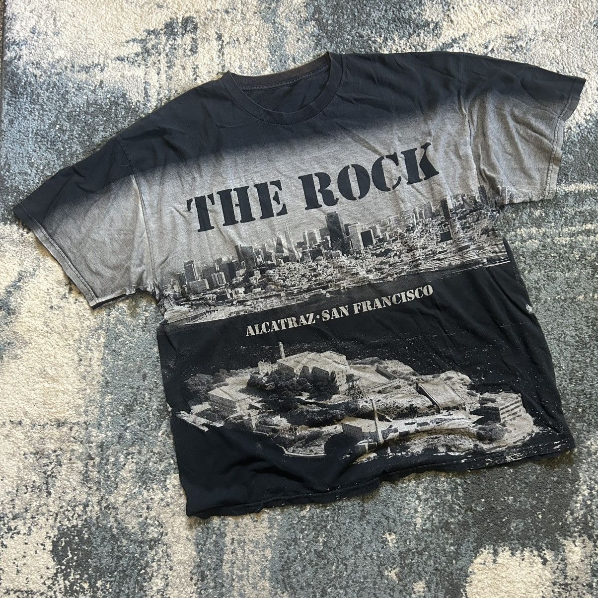 Vintage 90s distressed allover print Alcatraz tee San Francisco Size US XXL / EU 58 / 5 - 2 Thumbnail