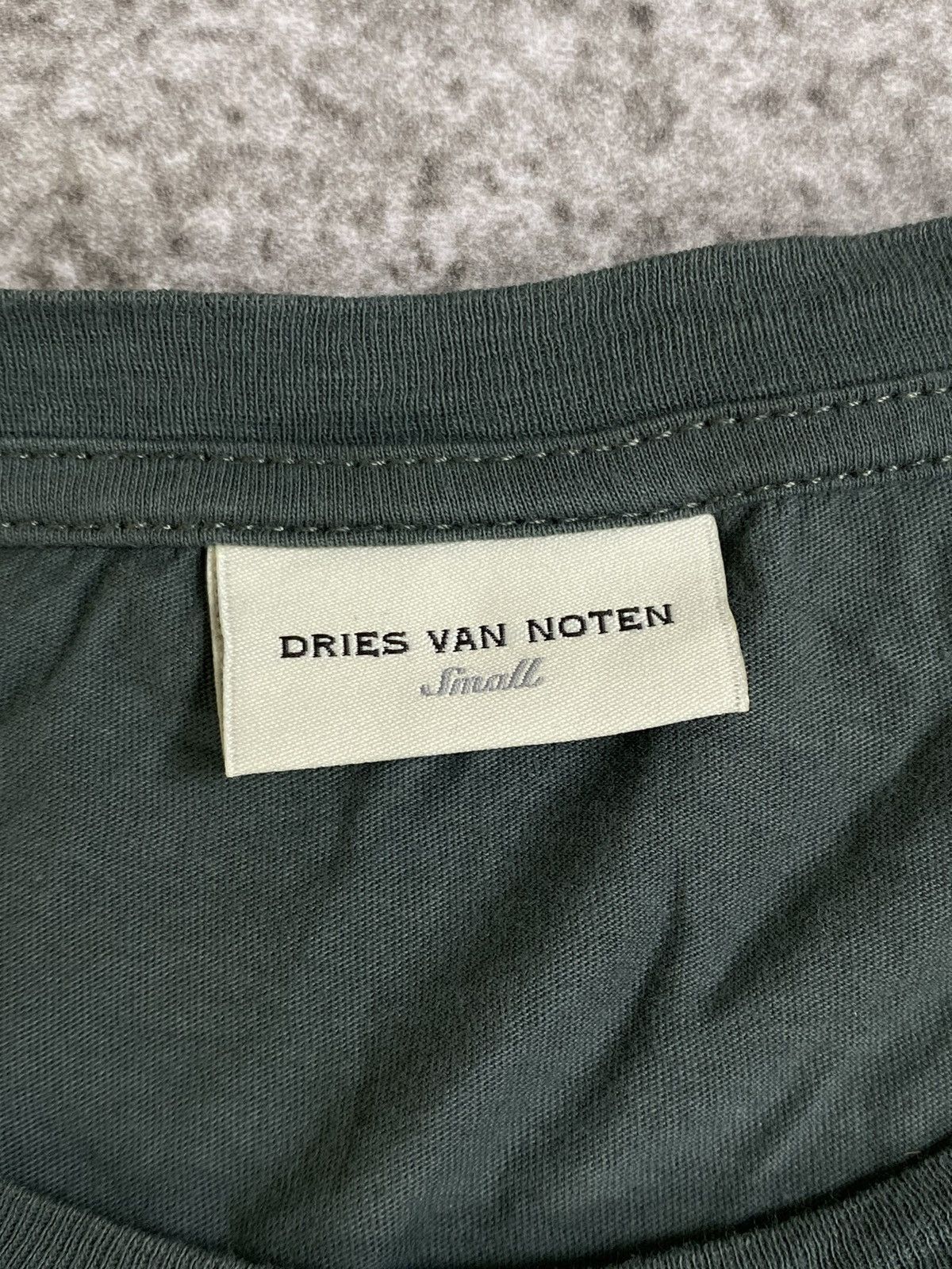 Dries Van Noten Dries Van Noten T-shirt Size US S / EU 44-46 / 1 - 4 Thumbnail