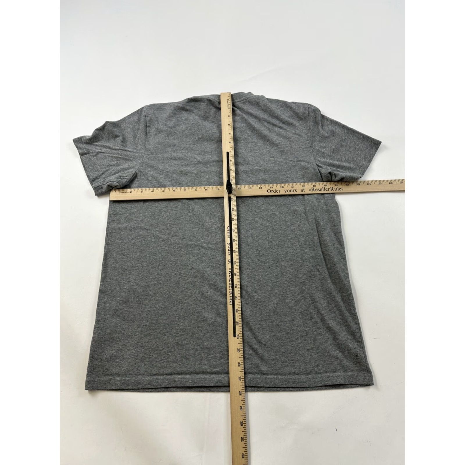 Adidas Adidas Shirt Mens L Gray Short Sleeve Crew Neck Logo Size US L / EU 52-54 / 3 - 4 Thumbnail