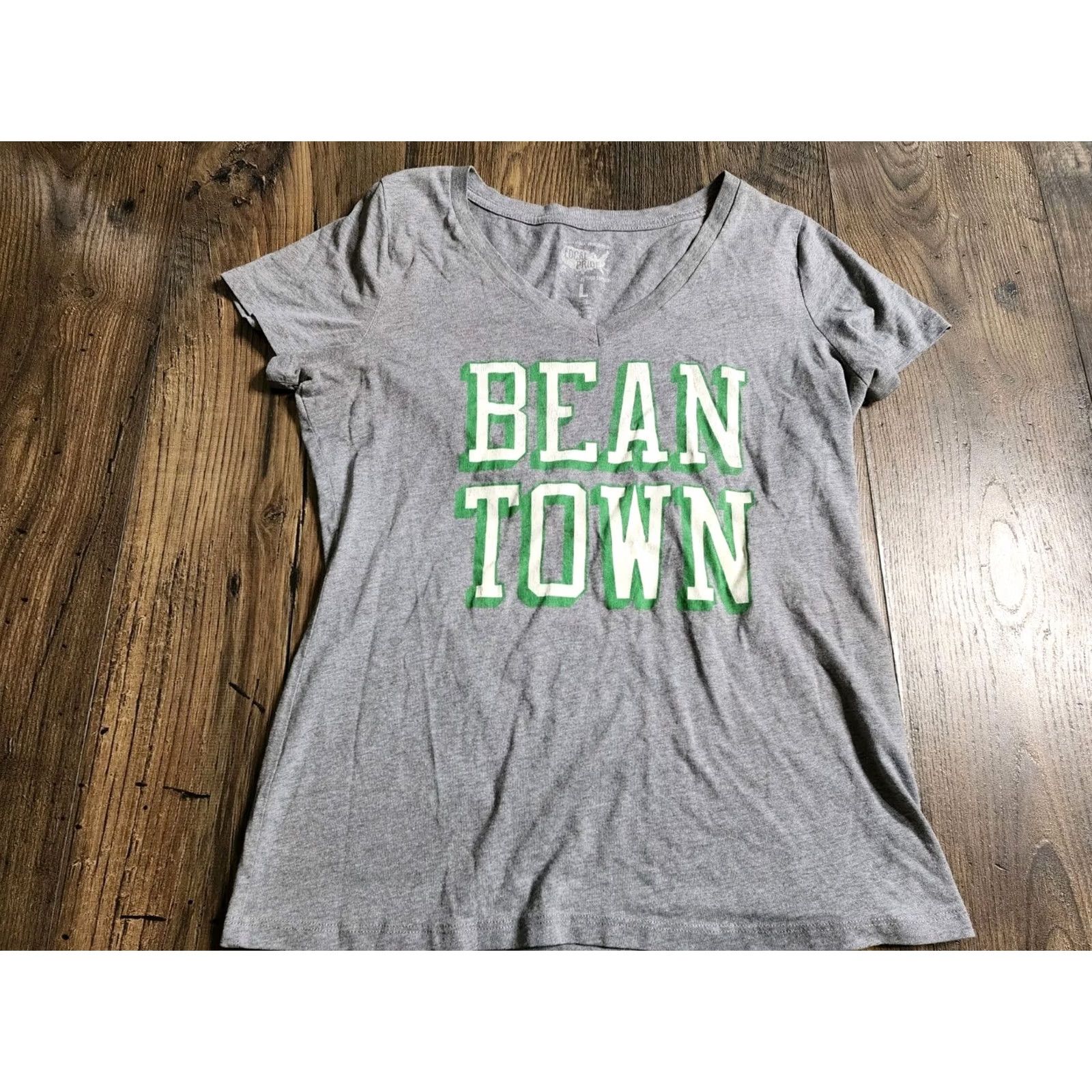 Todd Snyder Womens L Todd Snyder Bean Town Boston MA V-Neck T Shirt Size L / US 10 / IT 46 - 5 Thumbnail