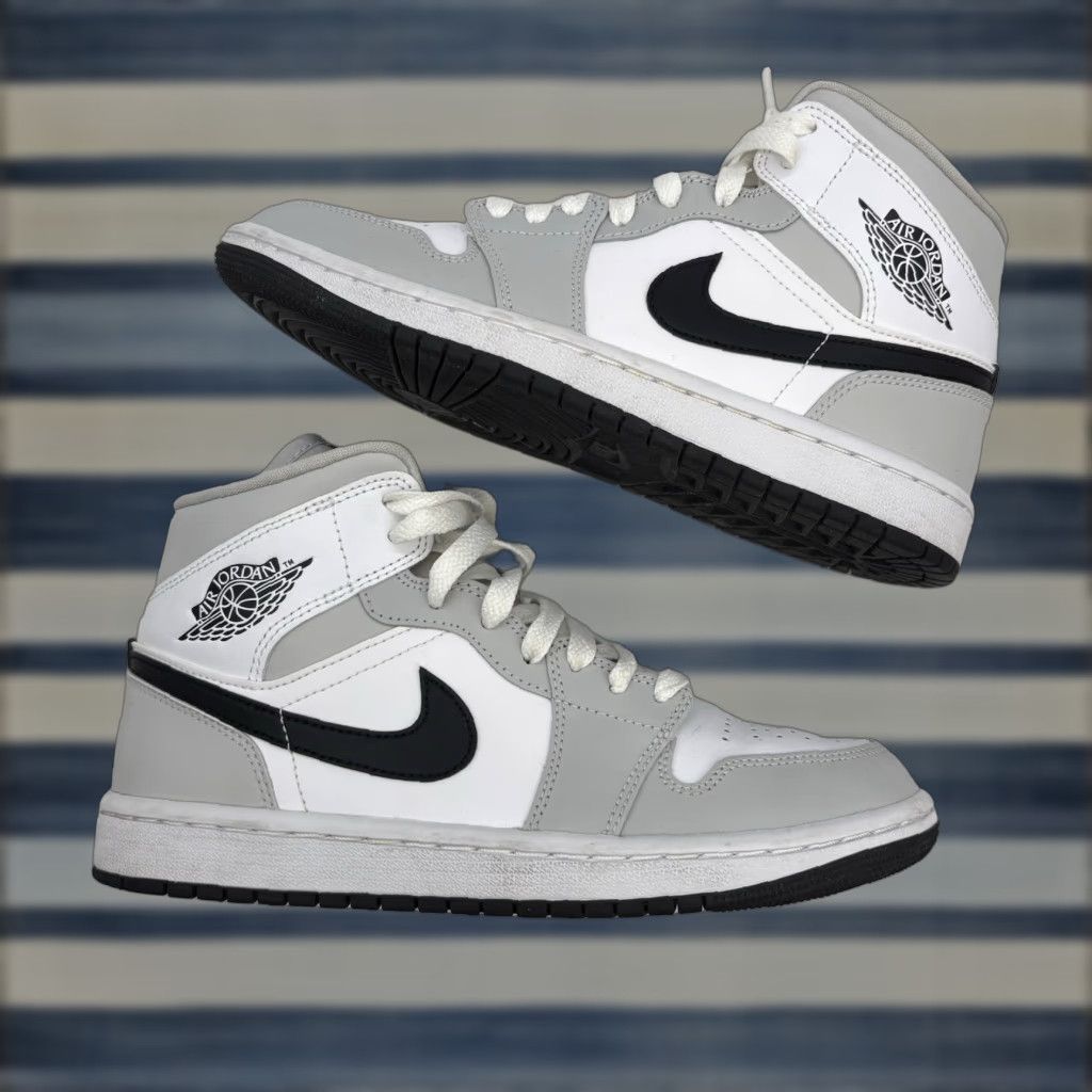 Jordan Brand Nike Air Jordan 1 Mid Light Smoke Grey Fog BQ6472-015 Size 7 Women's 5.5 Men Size US 7 / IT 37 - 1 Thumbnail