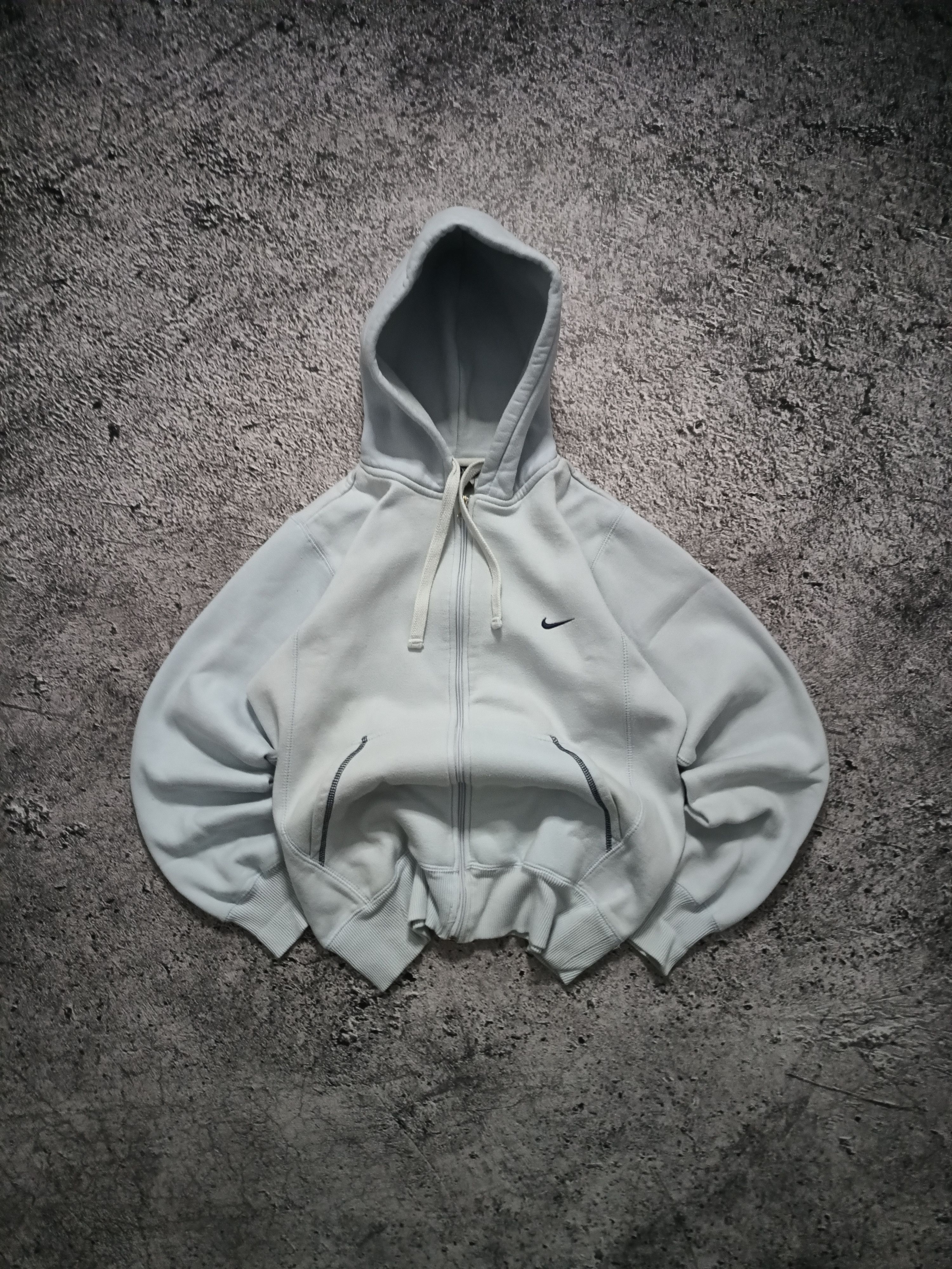 Nike × Vintage 00s Nike Vintage Air Max Zip Hoodie Spellout Size US S / EU 44-46 / 1 - 1 Thumbnail