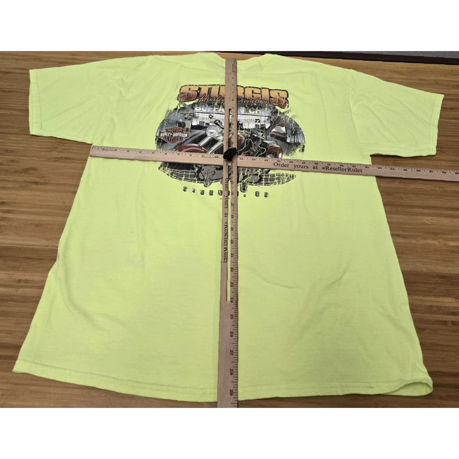 Harley Davidson VINTAGE Harley-Davidson Shirt Mens XL T-Shirt 2008 Sturgis Black Hills Rally Neon Yellow Graphic Print Short Sleeve Mens Size US XL / EU 56 / 4 - 7 Thumbnail