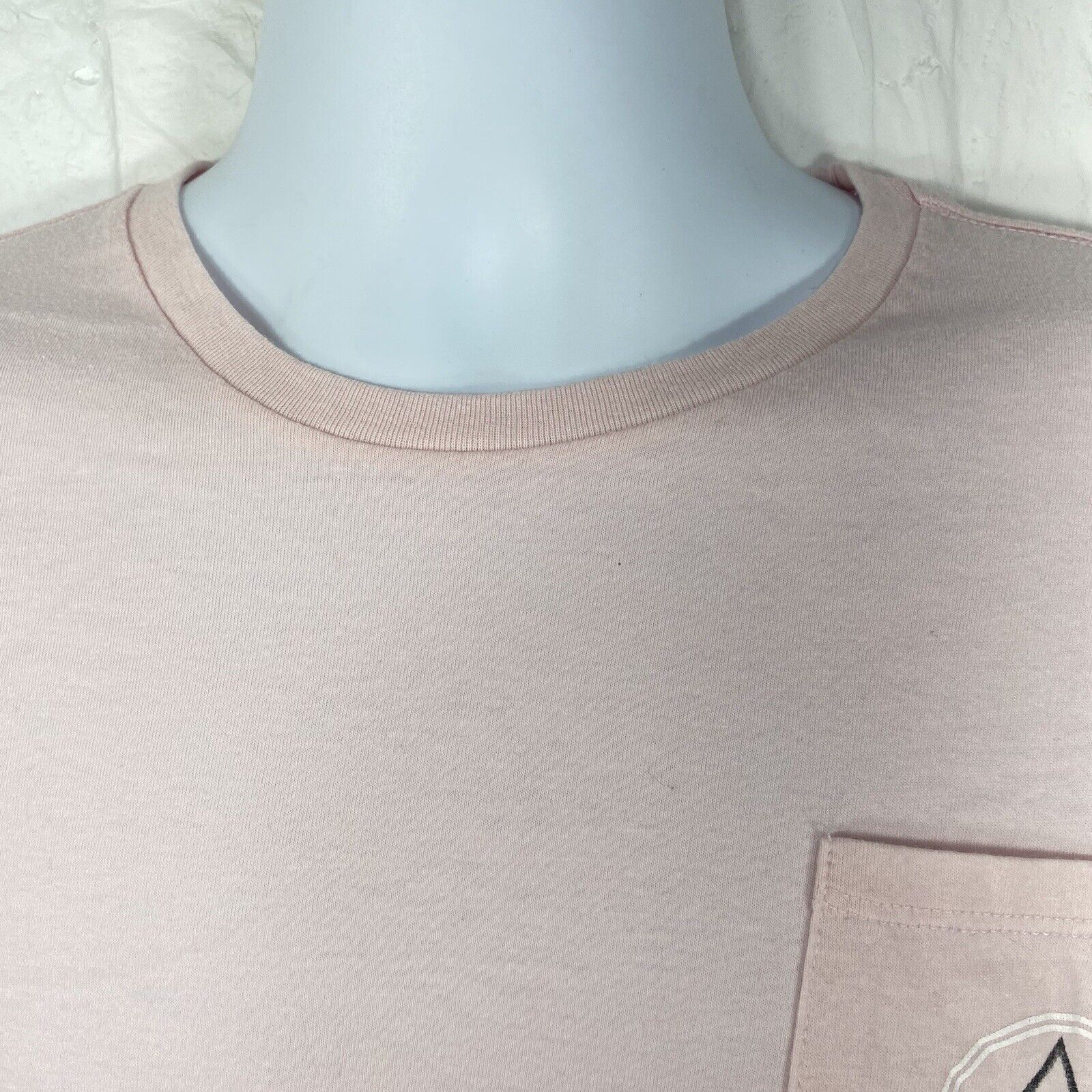 Pink Floyd Pink Floyd Large Dark Side of the Moon Cropped Pink T Shirt Size L / US 10 / IT 46 - 2 Thumbnail