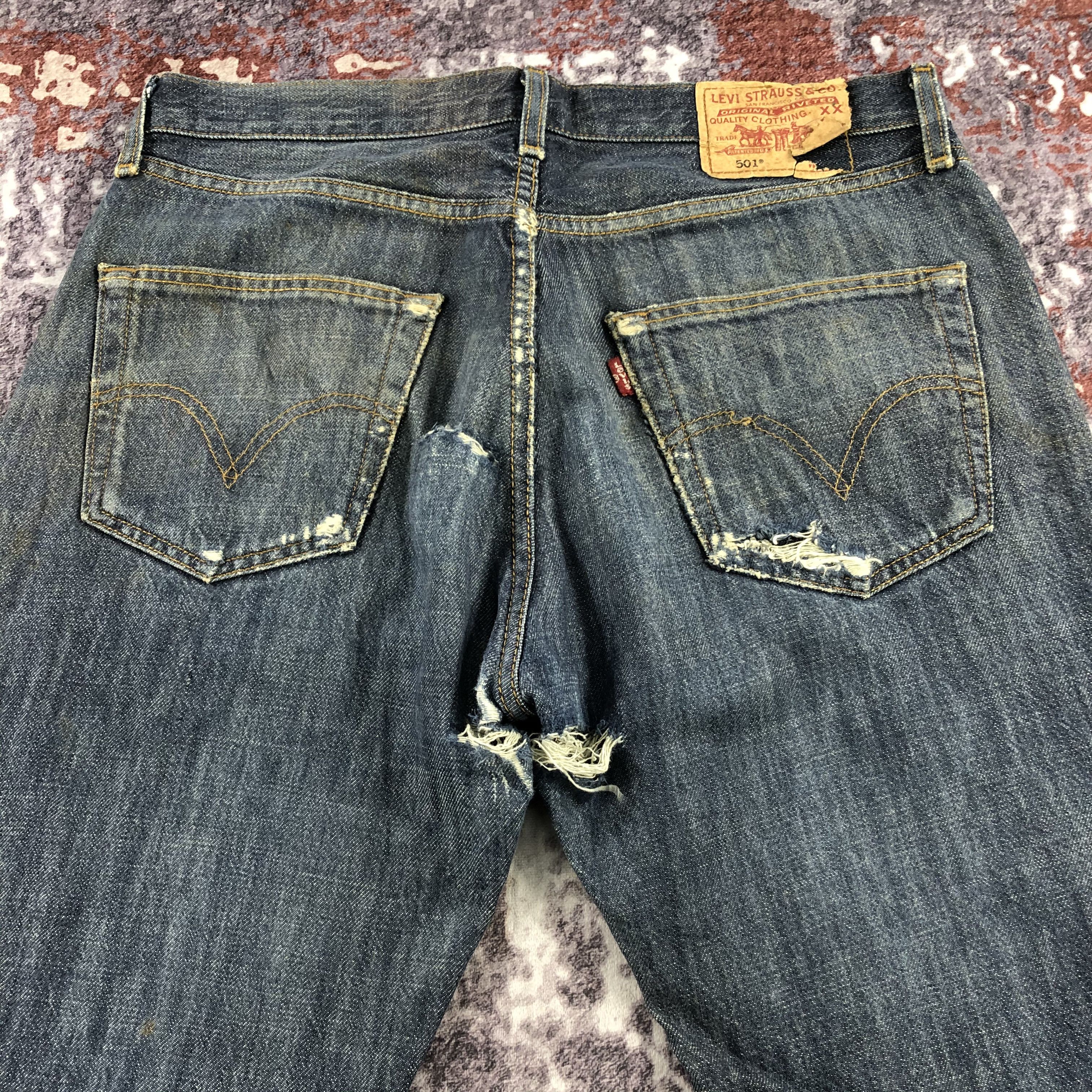 Levi's × Vintage 90s Vintage Ripped Levis 501 Jeans-JM2540 Size US 33 - 5 Thumbnail