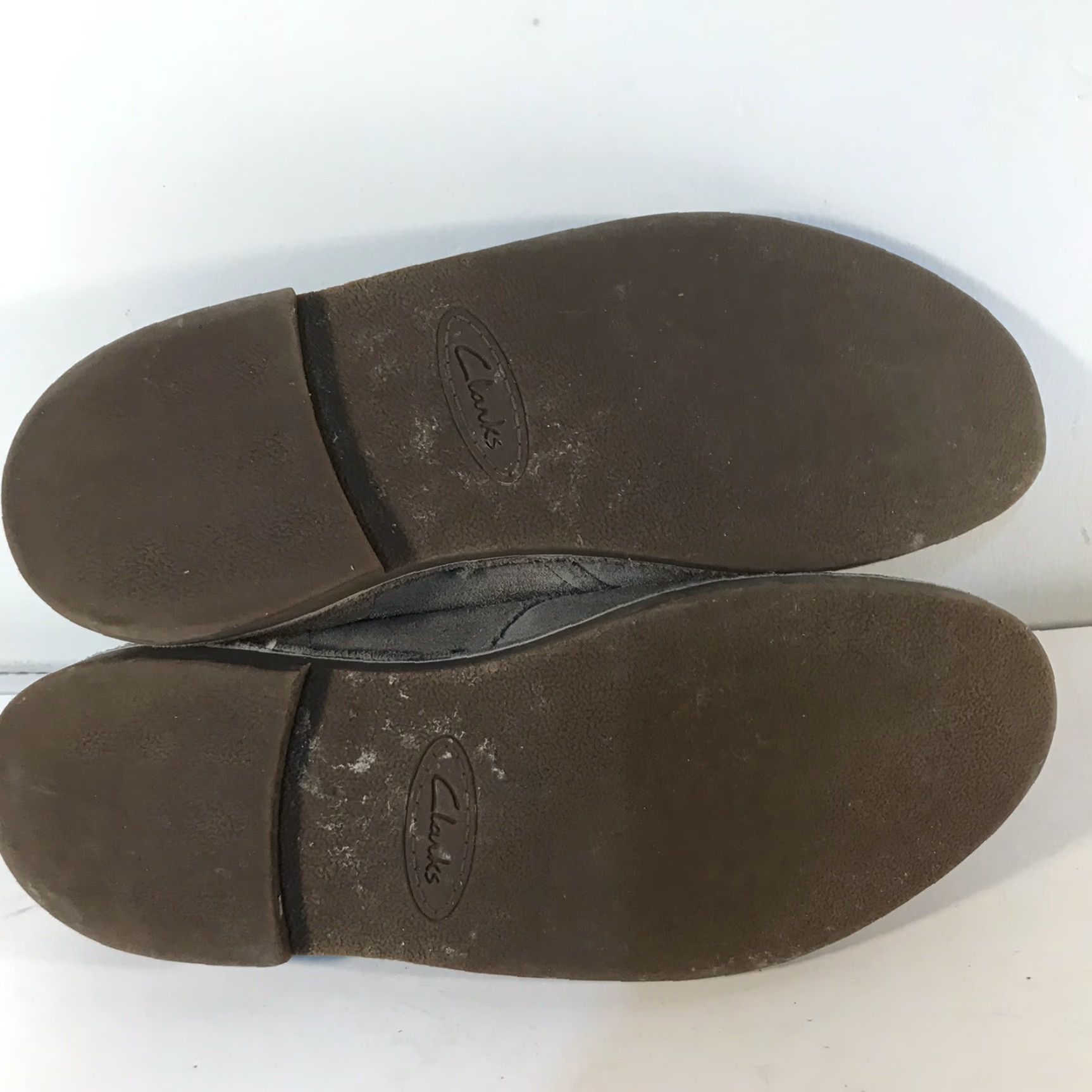 Clarks Clarks Gray Suede Chukka Boots Mens Size 12M Lace Up Comfort Size US 12 / EU 45 - 7 Thumbnail