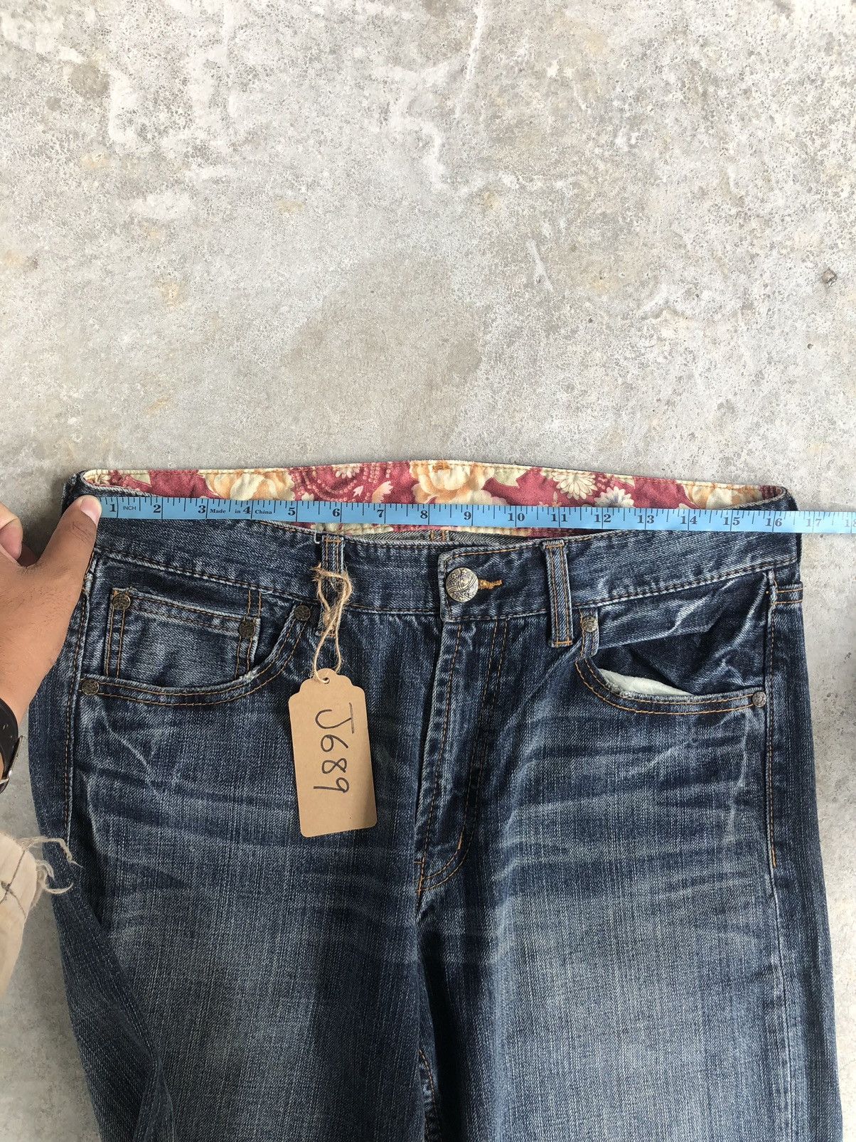 Japanese Brand Japanese Fish Embroidered Jeans Distressed Jeans Size US 32 / EU 48 - 17 Thumbnail