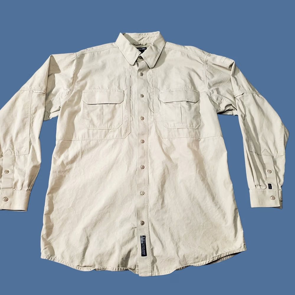 Vintage 5.11 Tactical Shirt Mens Large Beige Khaki Cargo Concealed Stash Pockets Utility Button-Up Long Sleeve Size US L / EU 52-54 / 3 - 1 Thumbnail