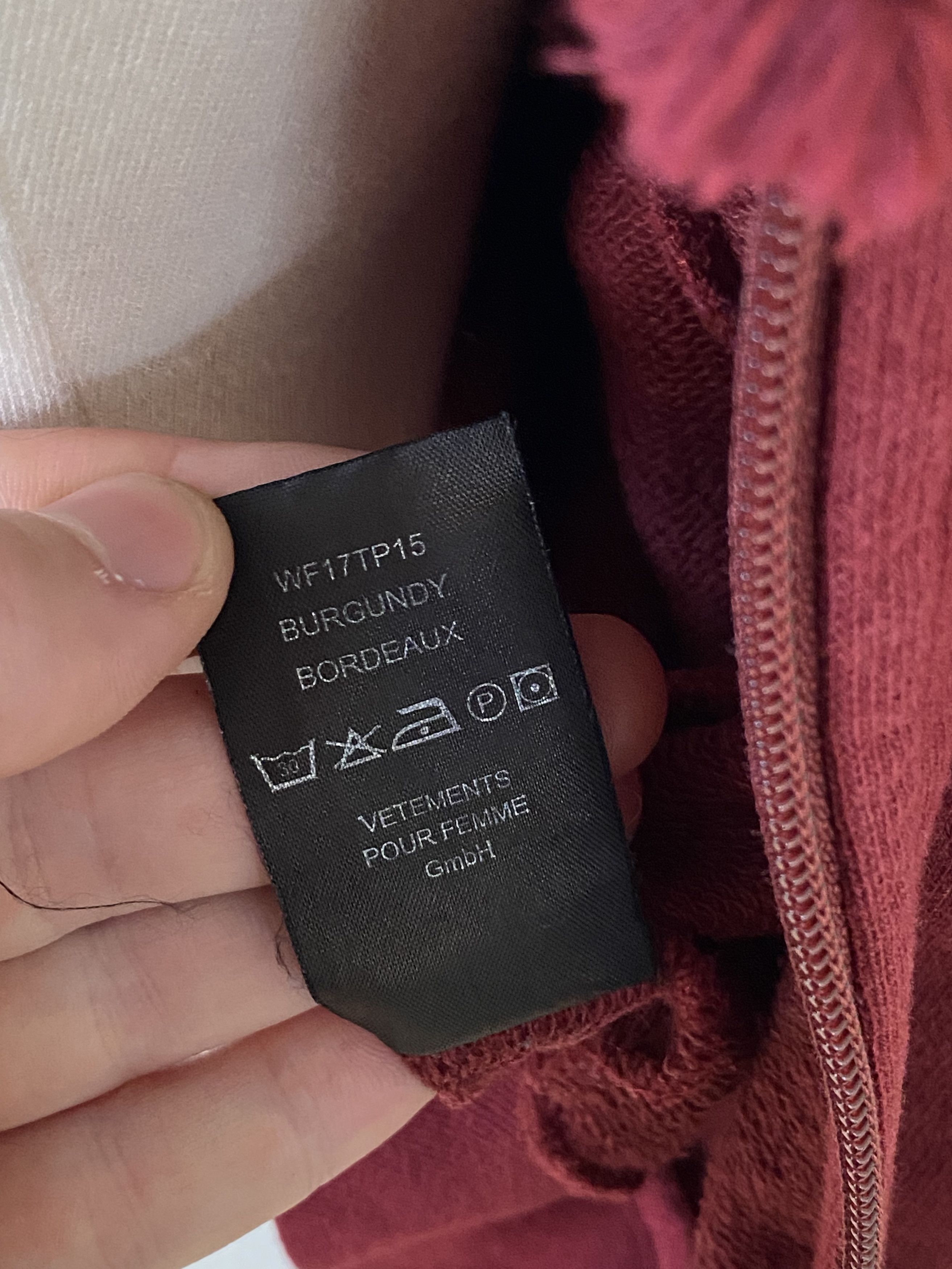 Vetements FW17 Shrunken Zip Hoodie Size M / US 6-8 / IT 42-44 - 10 Thumbnail