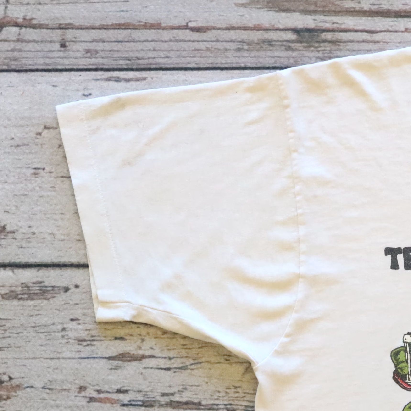 Vintage VINTAGE Teenage Mutant Ninja Turtles Tee Shirt XL White Men T-Shirt Short Sleeve Made in USA Size US XL / EU 56 / 4 - 4 Thumbnail