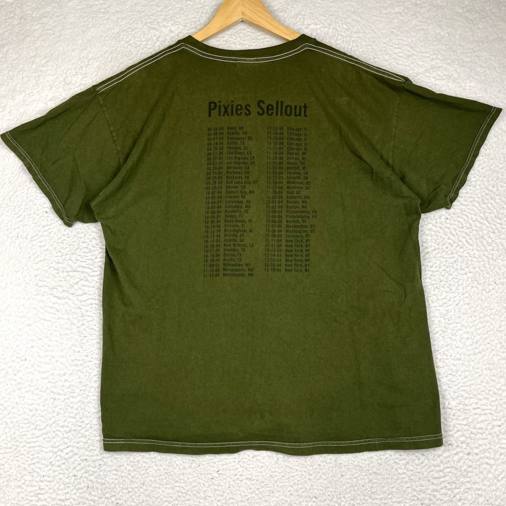 Fruit Of The Loom Vintage Pixies Sellout Tour Shirt XL Green 2004 Rare Band Tee Size US XL / EU 56 / 4 - 4 Thumbnail
