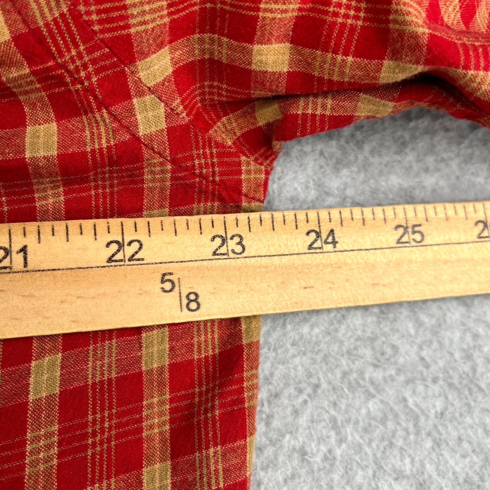 Tommy Hilfiger Tommy Hilfiger Shirt Large Red Check Embroidered Floral Button-Up Long Sleeve Size US L / EU 52-54 / 3 - 7 Thumbnail