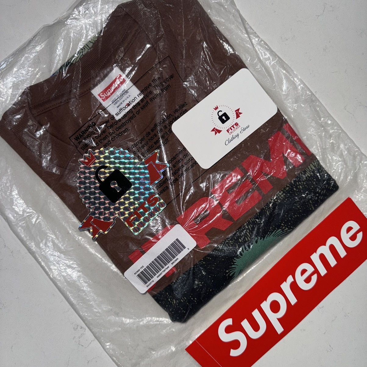 Supreme Supreme Ronin Tee small Brand new Size US S / EU 44-46 / 1 - 1 Thumbnail