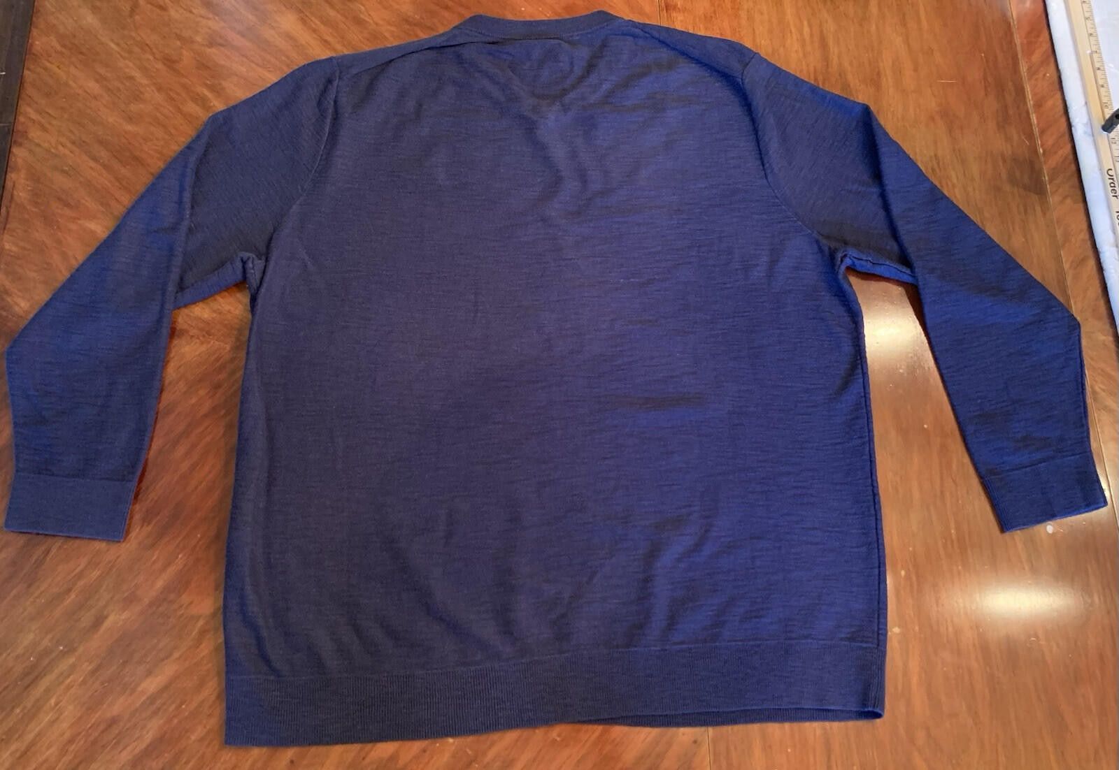 Other Men’s Red Ale brand Blue 3XL V-neck Sweater Size US XXL / EU 58 / 5 - 2 Thumbnail