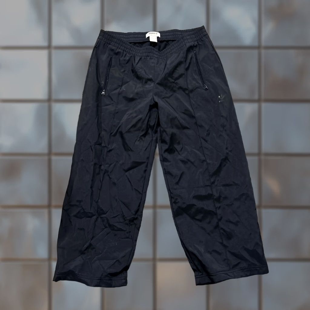 Adidas VINTAGE Adidas Parachute Sweatpants Teens Size 10S Blue Rare Y2K Track Size US 29 - 1 Thumbnail