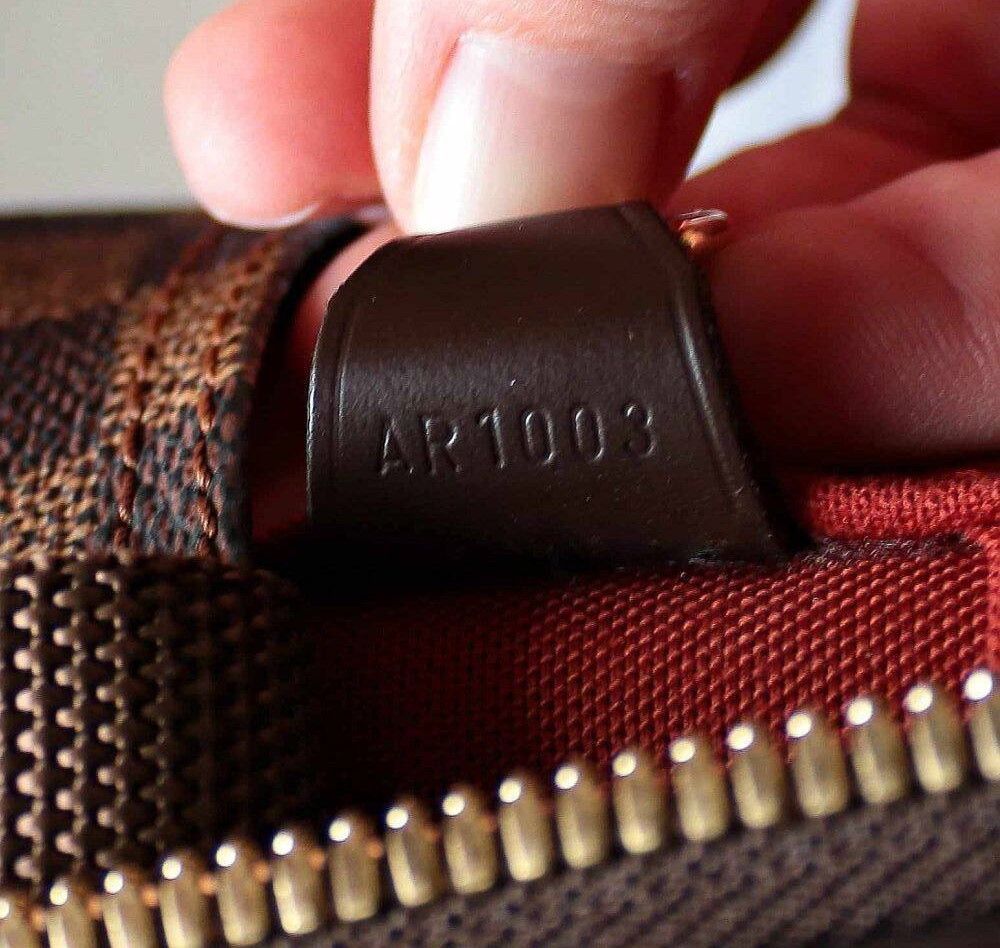 Louis Vuitton Louis Vuitton Greenwich PM Damier Ebene Bag Size ONE SIZE - 7 Thumbnail