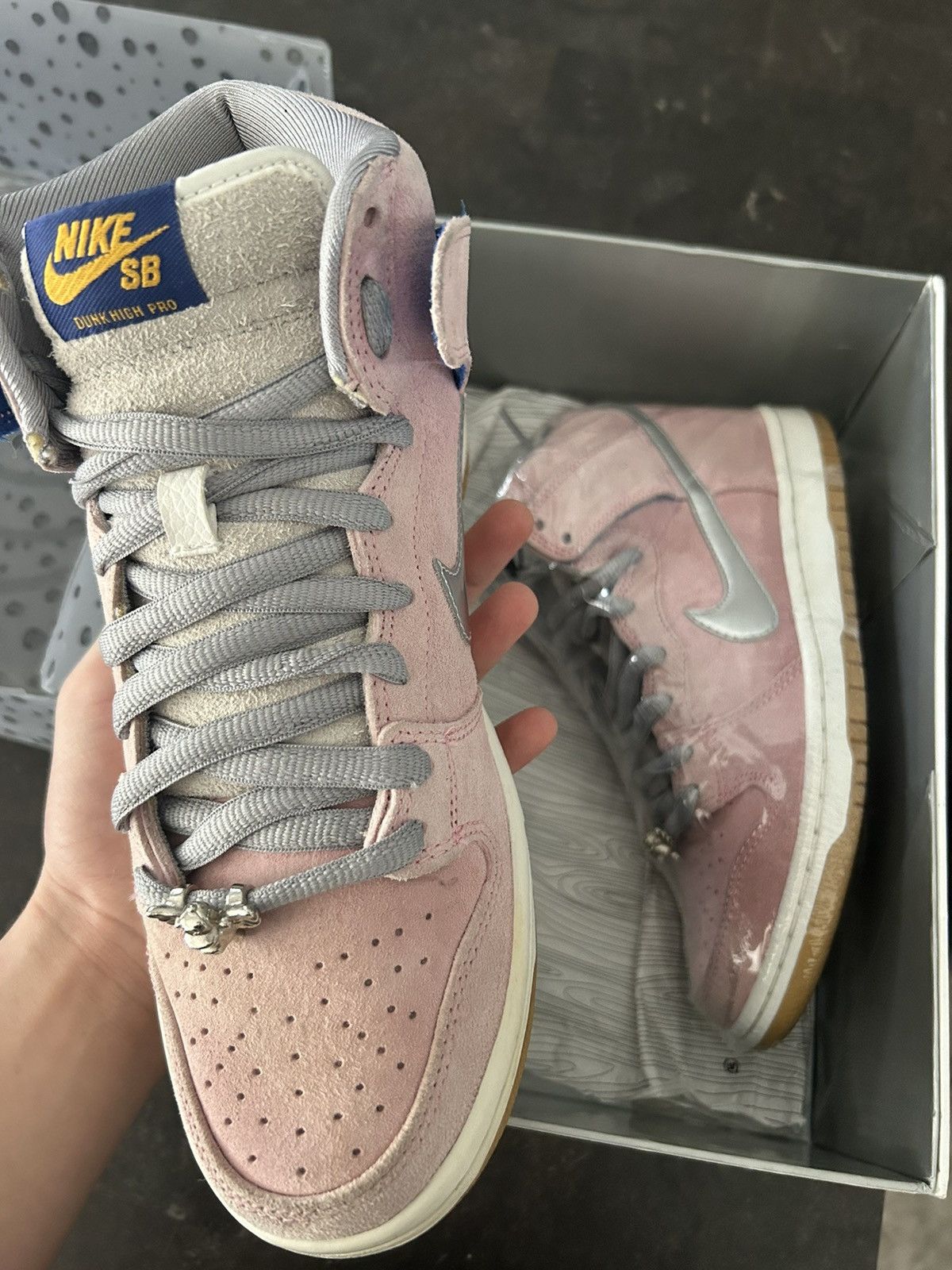 image of Concepts X Dunk High Pro Premium Sb‘ When Pigs Fly’ Shoes in Pink, Men's (Size 8)