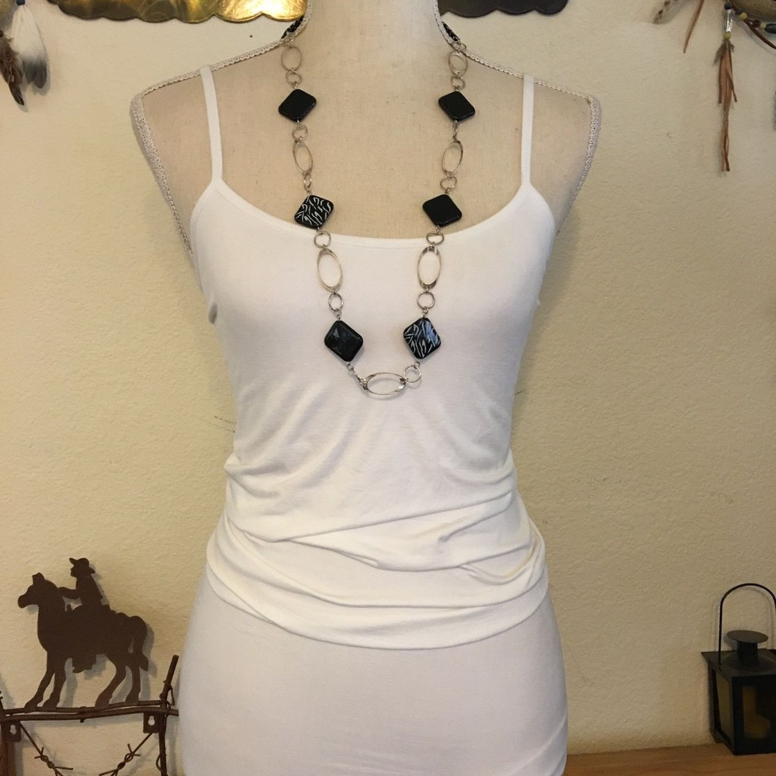 Vintage Vintage plastic disc silver link long necklace Size ONE SIZE - 4 Thumbnail
