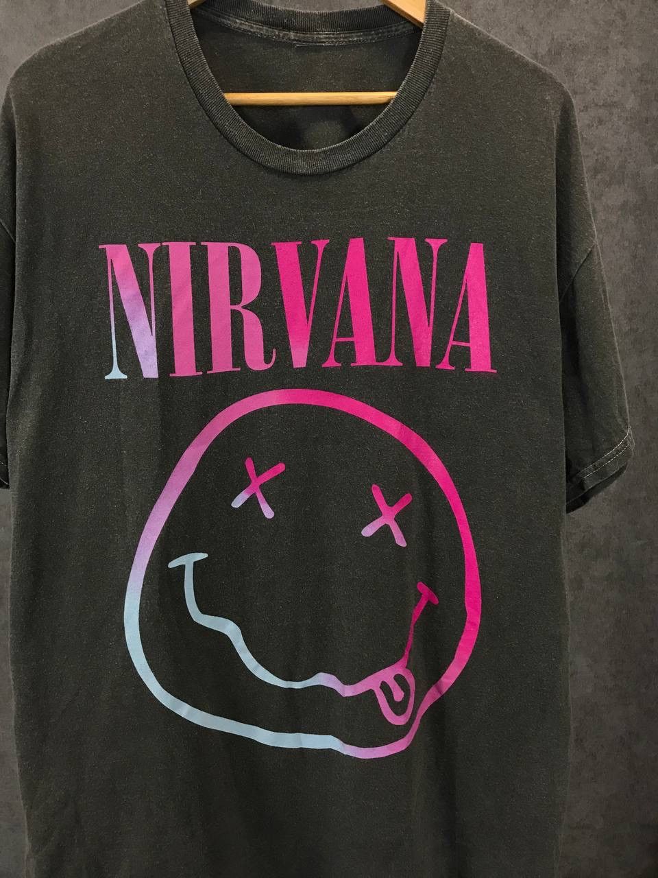 Band Tees Nirvana Smile rock band tee Size US L / EU 52-54 / 3 - 3 Thumbnail