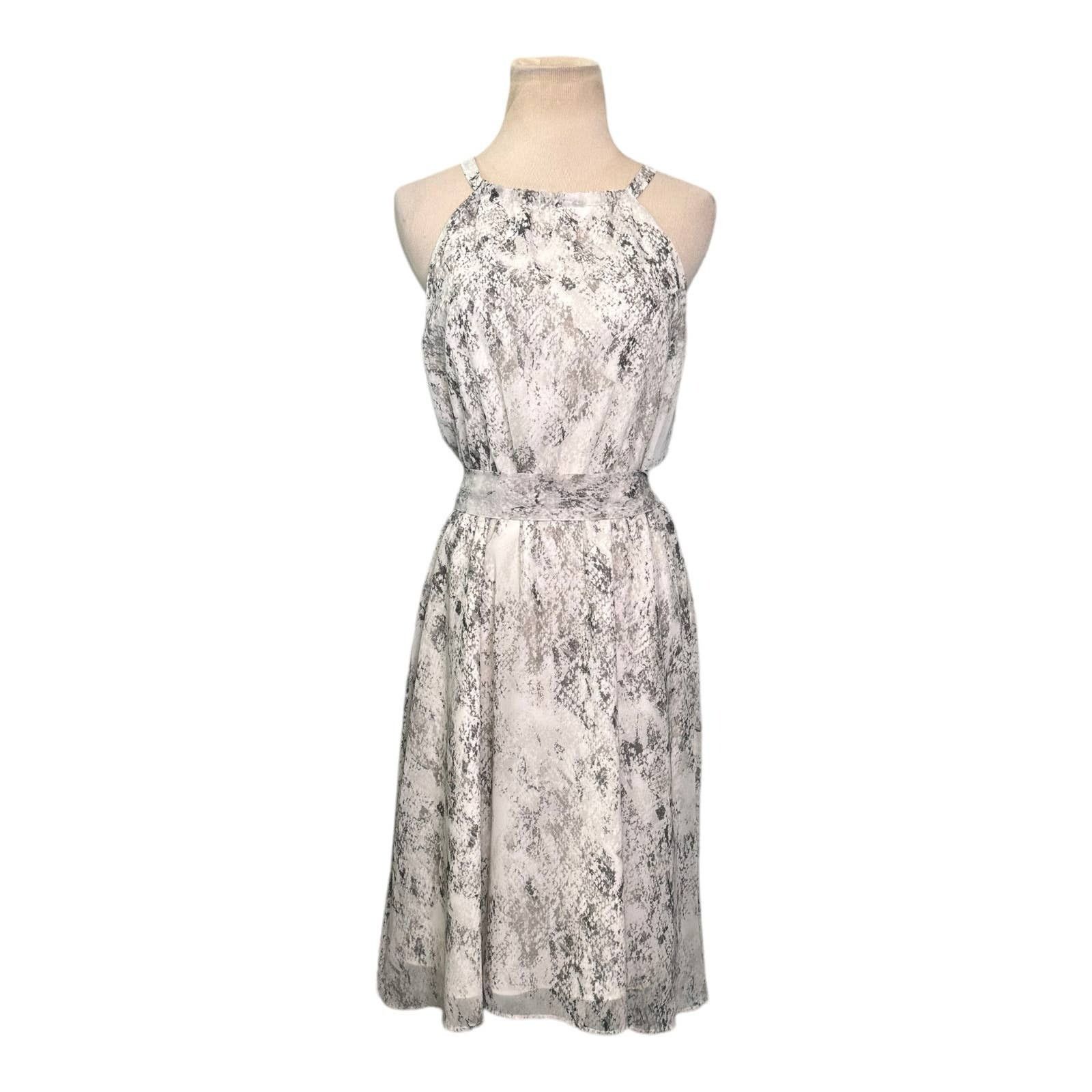 Banana Republic Banana Republic snake print sleeveless belted dress size 4 Size S / US 4 / IT 40 - 1 Thumbnail