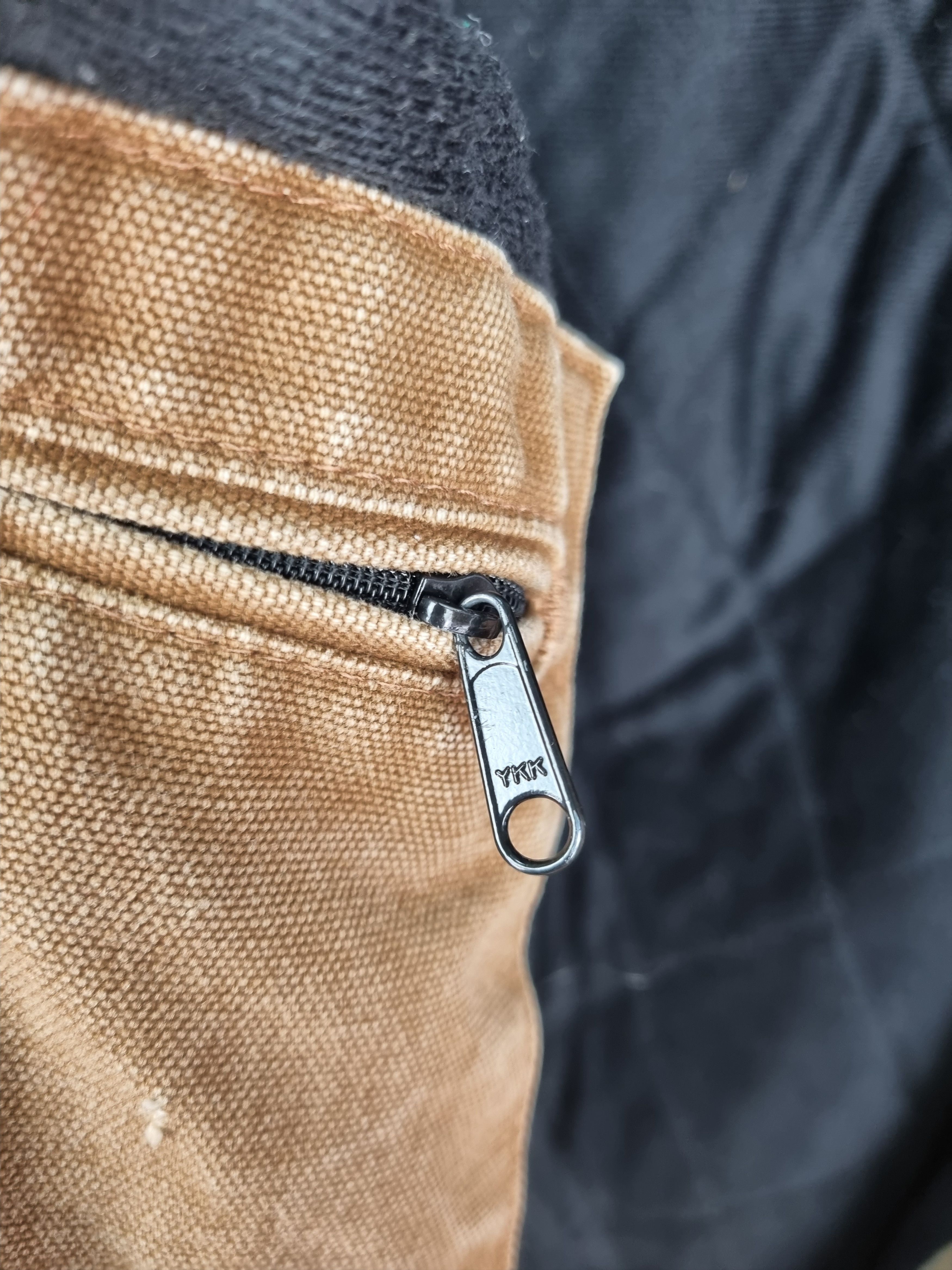 Carhartt Very Destroyed Ripped Dirty Distressed Carhartt Faded Jacket Size US L / EU 52-54 / 3 - 22 Thumbnail