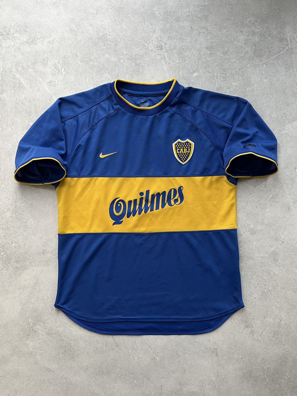 image of Nike Boca Juniors 2000/01 Jersey Vintage Soccer T-Shirt in Blue, Men's (Size Medium)