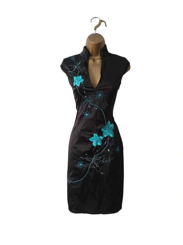 Vintage Vintage Knee-length dress Size M / US 6-8 / IT 42-44 - 1 Thumbnail
