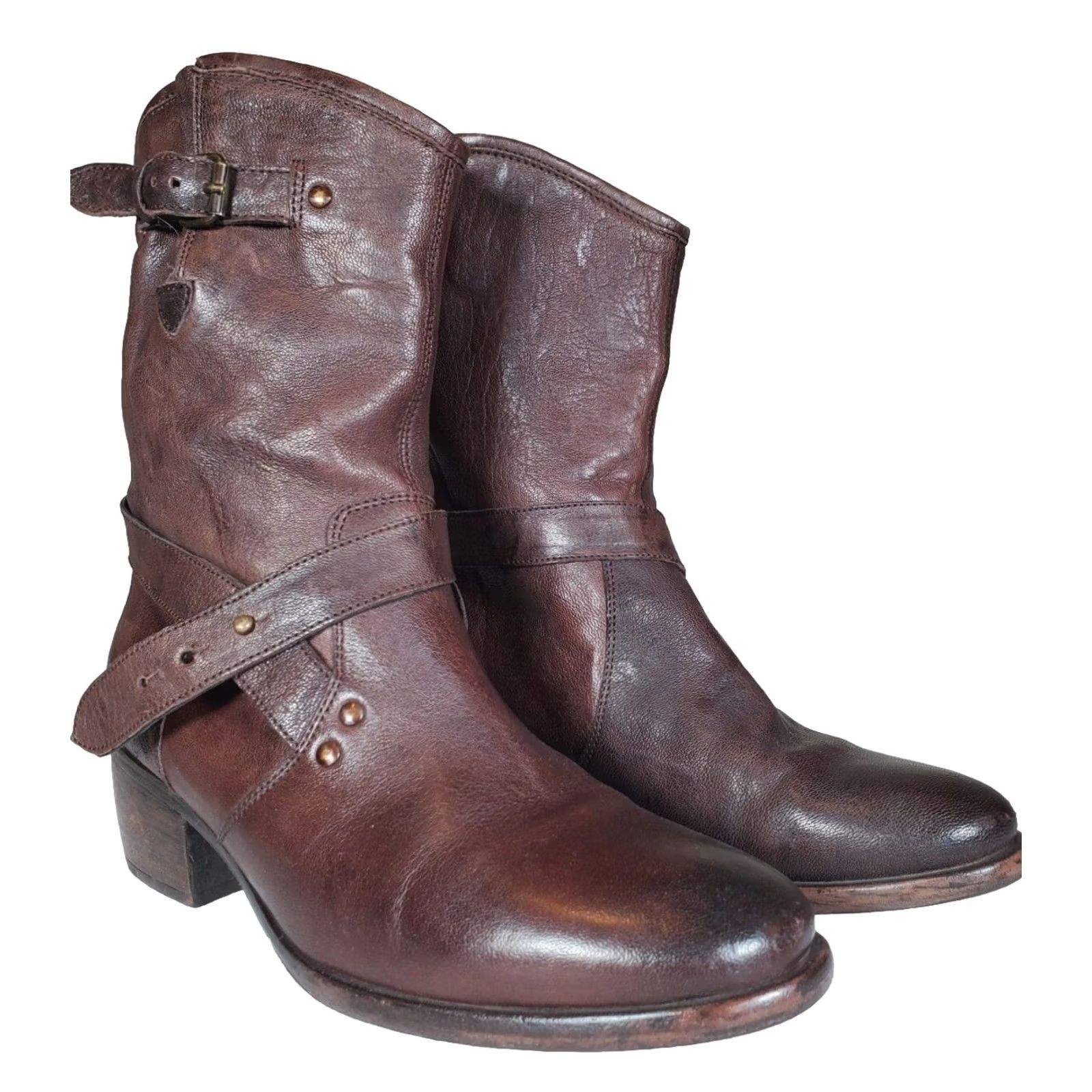 Ugg UGG Australia Cattania Brown Leather Heeled Boots Wrap Strap Back Zip Women's 9 Boots Women Brown Leather Heeled Boots Wrap Strap Back Zip 9 Size US 9 / IT 39 - 2 Thumbnail