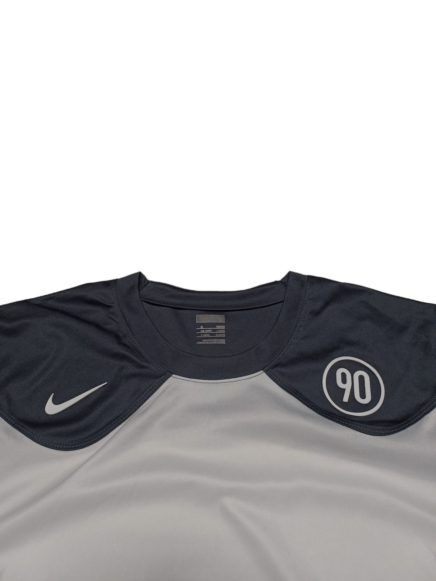 Nike 2009 VINTAGE NIKE TOTAL 90 SOCCER FOOTBALL TEE Size US M / EU 48-50 / 2 - 2 Thumbnail