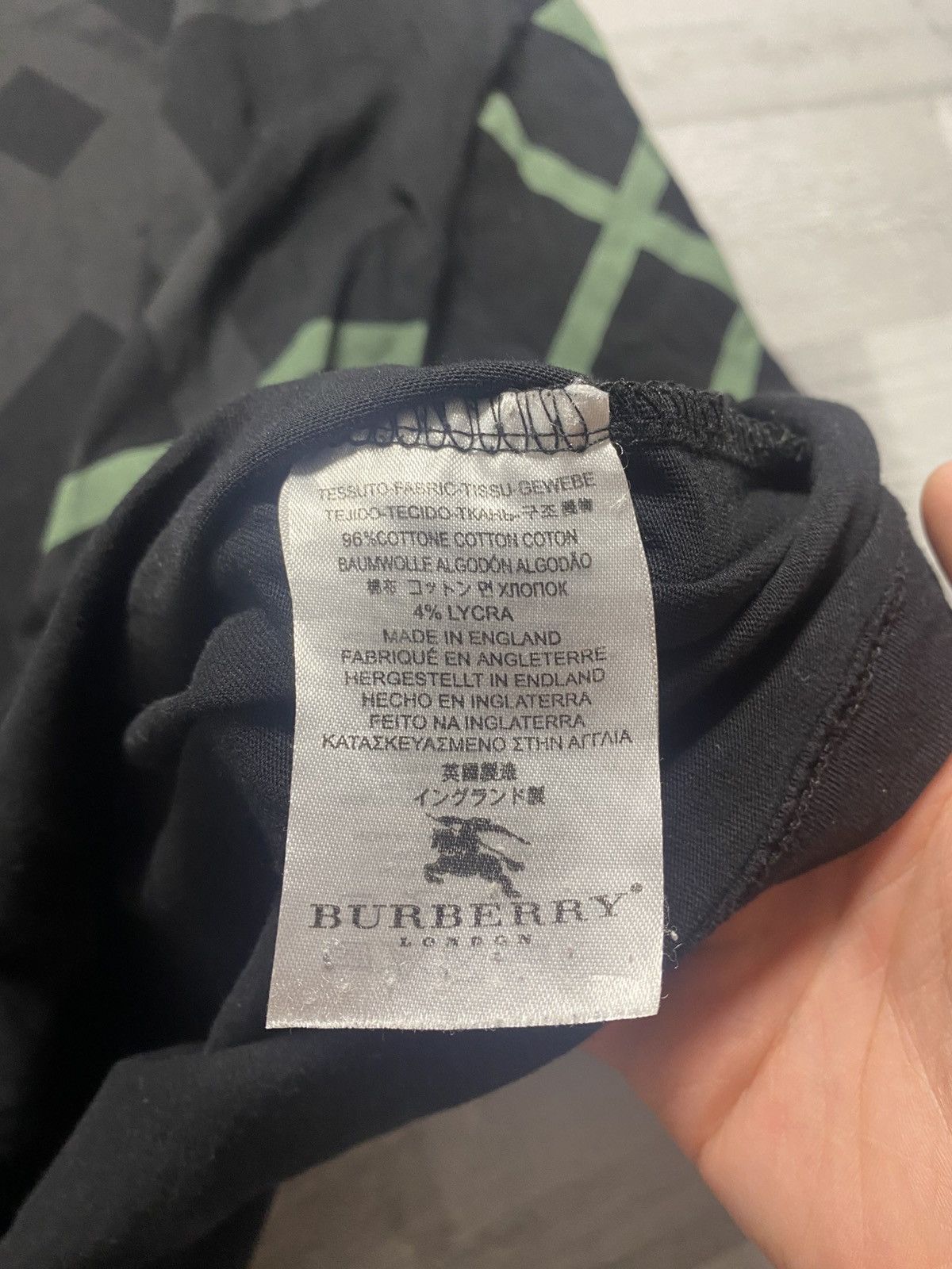 Burberry Burberry London Nova Check Graphic T-Shirt Black Size XXL Size US XL / EU 56 / 4 - 6 Thumbnail