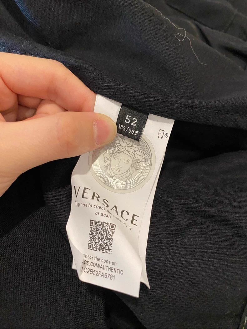 Versace Versace The black pie overcomes Size US L / EU 52-54 / 3 - 5 Thumbnail