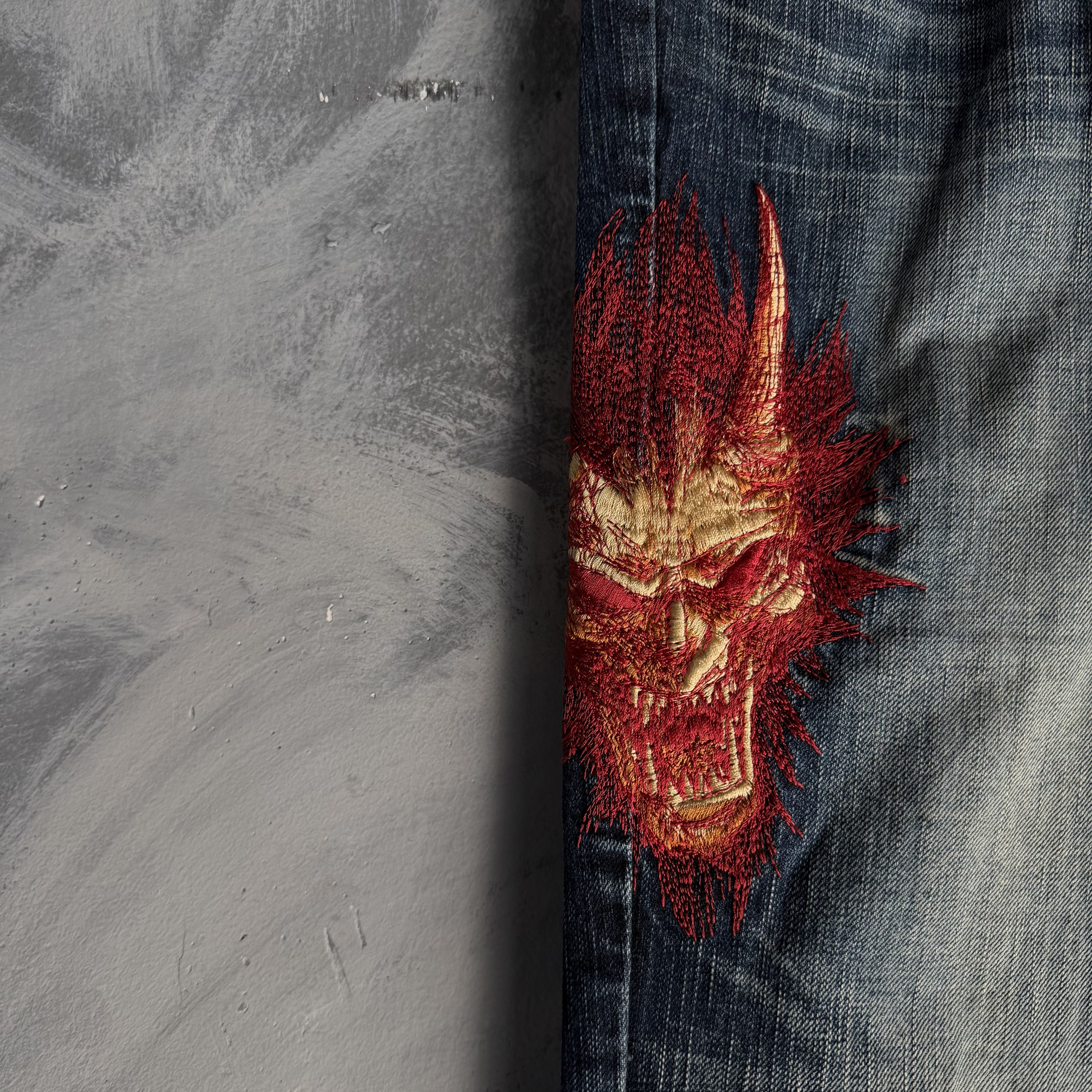 Oni Vtg Japanese ONI Jeans Mens Blue Arai Demon Embroidered Size US 36 / EU 52 - 3 Thumbnail