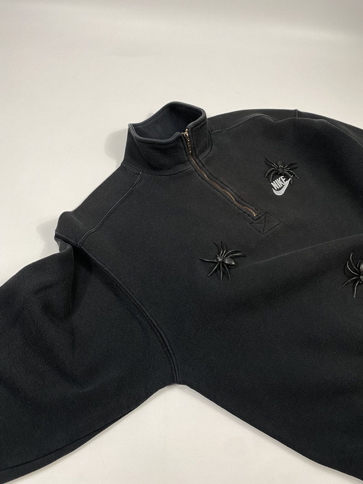 Nike 🔥LASTDROP🔥 Vintage 90s Nike Opium Poison Spiders Sweatshirt Size US S / EU 44-46 / 1 - 10 Thumbnail
