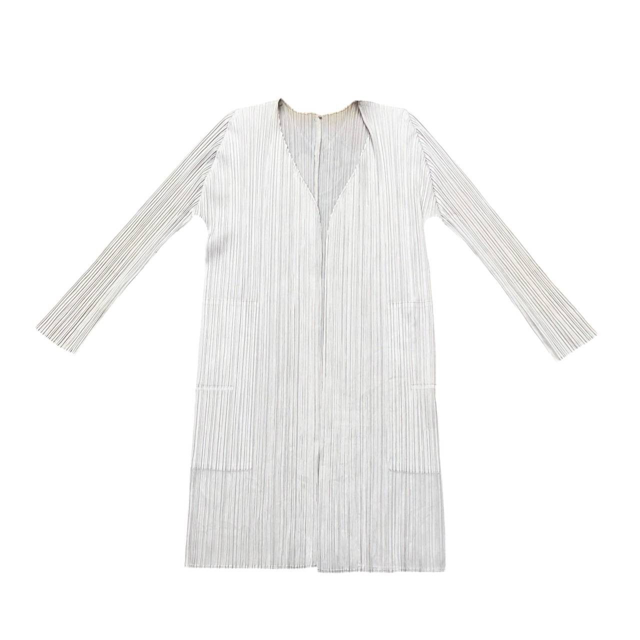 Issey Miyake × Pleats Please Issey Miyake issey miyake pleats please bodysuits/open front cardigans Size L / US 10 / IT 46 - 1 Thumbnail
