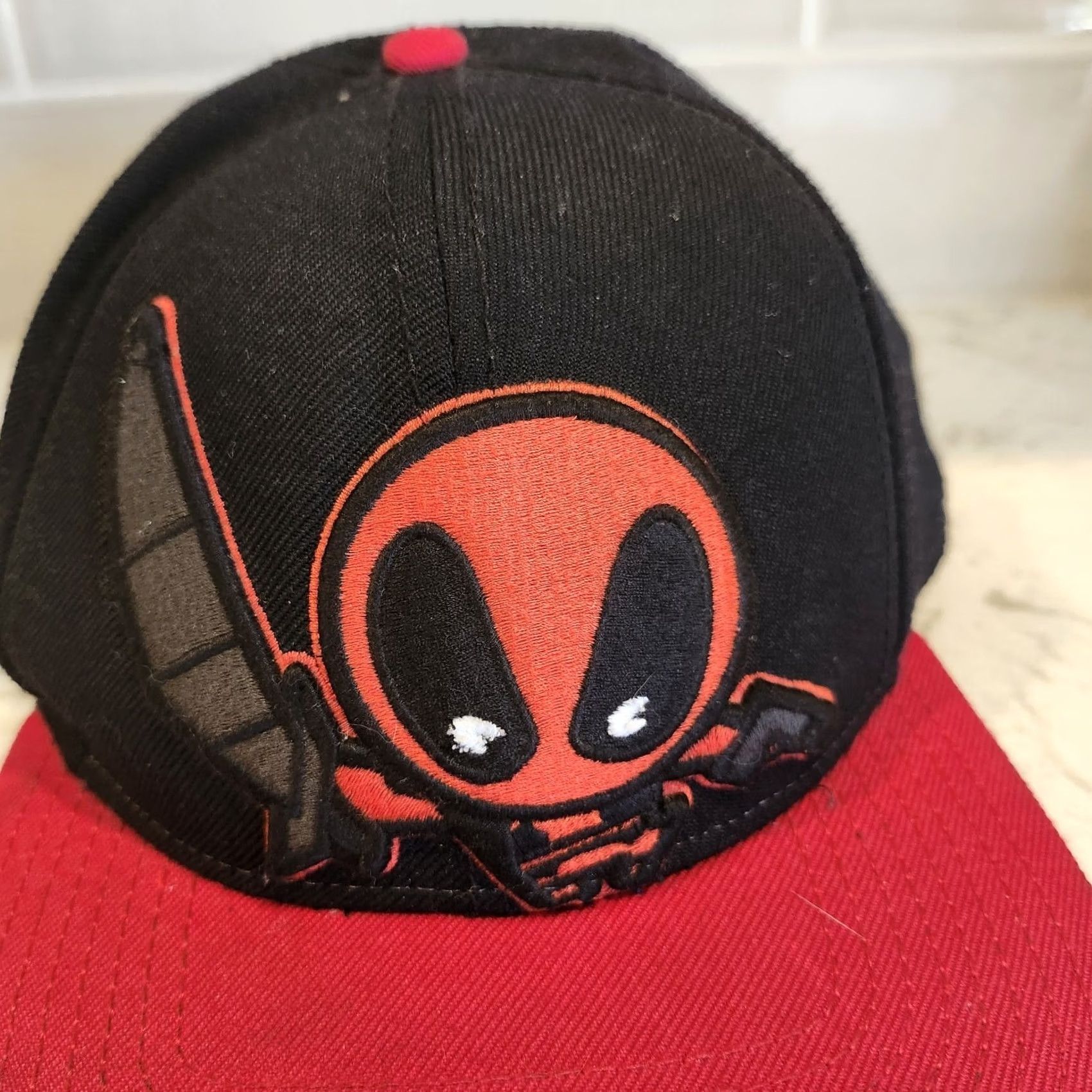 Vintage Marvel Deadpool Snapback Baseball Cap Flat Bill Hat Black Red Adjustable Men Size Hat Size ONE SIZE - 3 Thumbnail