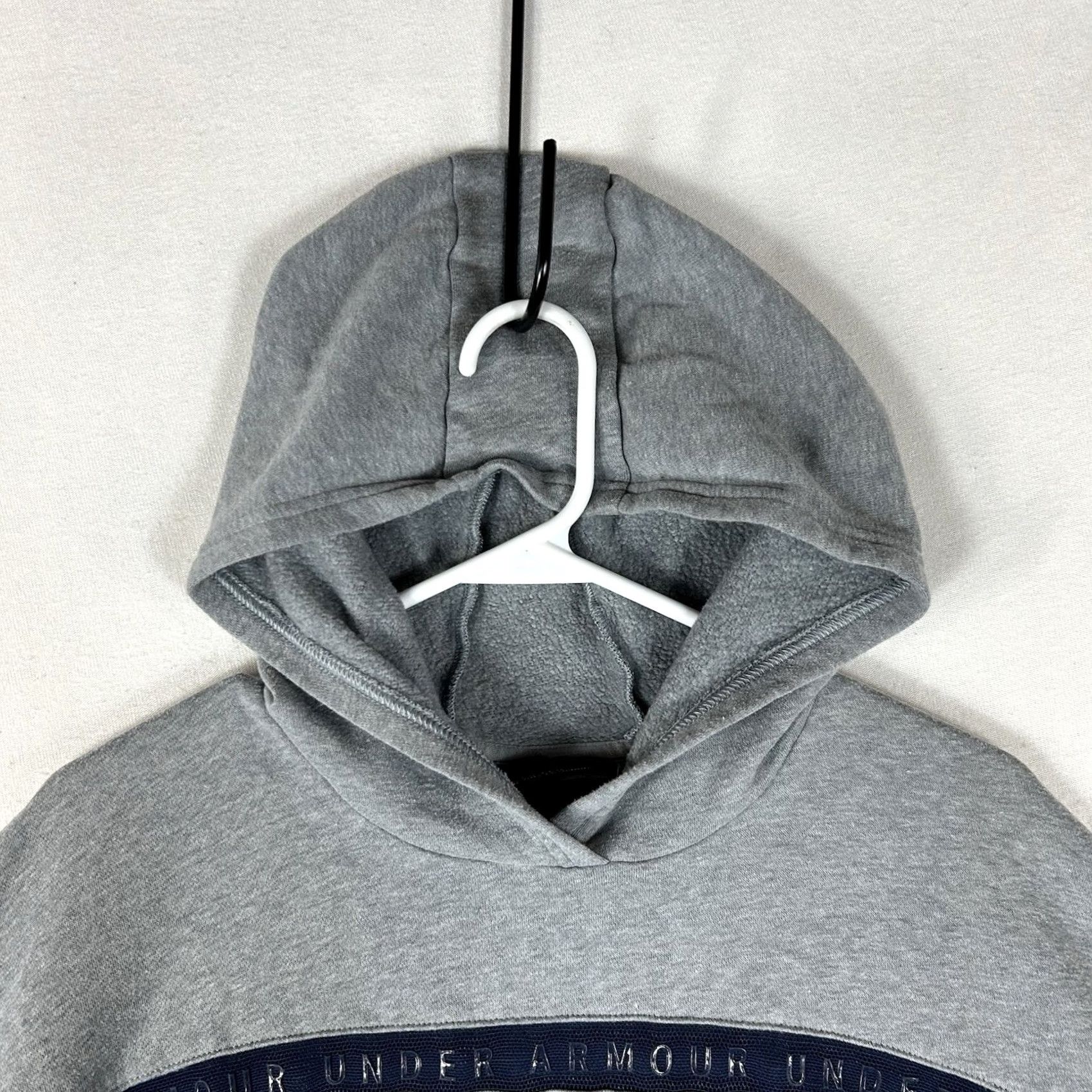 Under Armour Under Armour Project Rock Hoodie Womens S Gray Pullover Zipless Knit Logo Fringe Hooded Relaxed Pullover Sweatshirt Outdoor Sports Size S / US 4 / IT 40 - 2 Thumbnail
