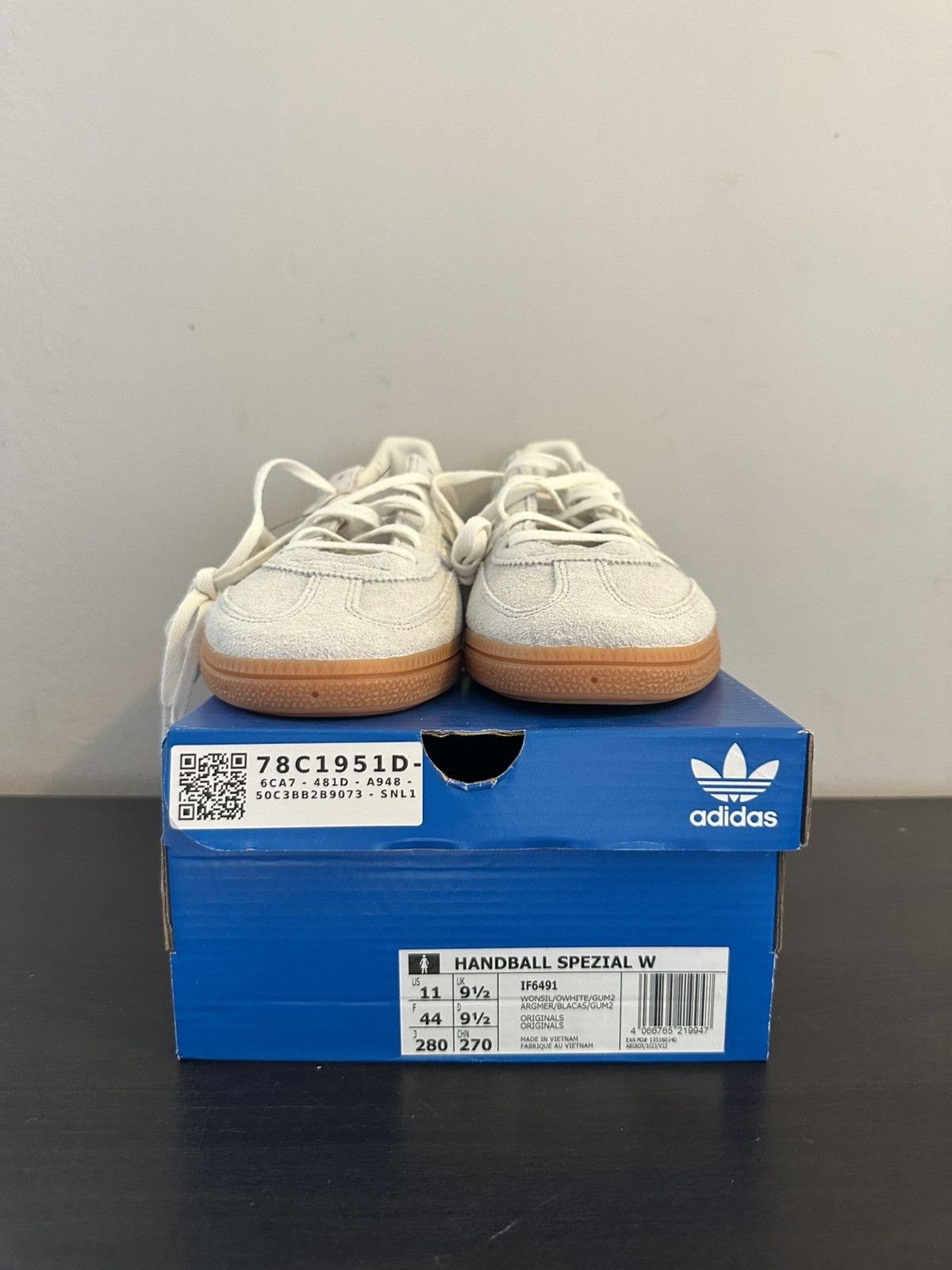 Adidas Adidas Handball Spezial Size US 9.5 / EU 42-43 - 2 Thumbnail