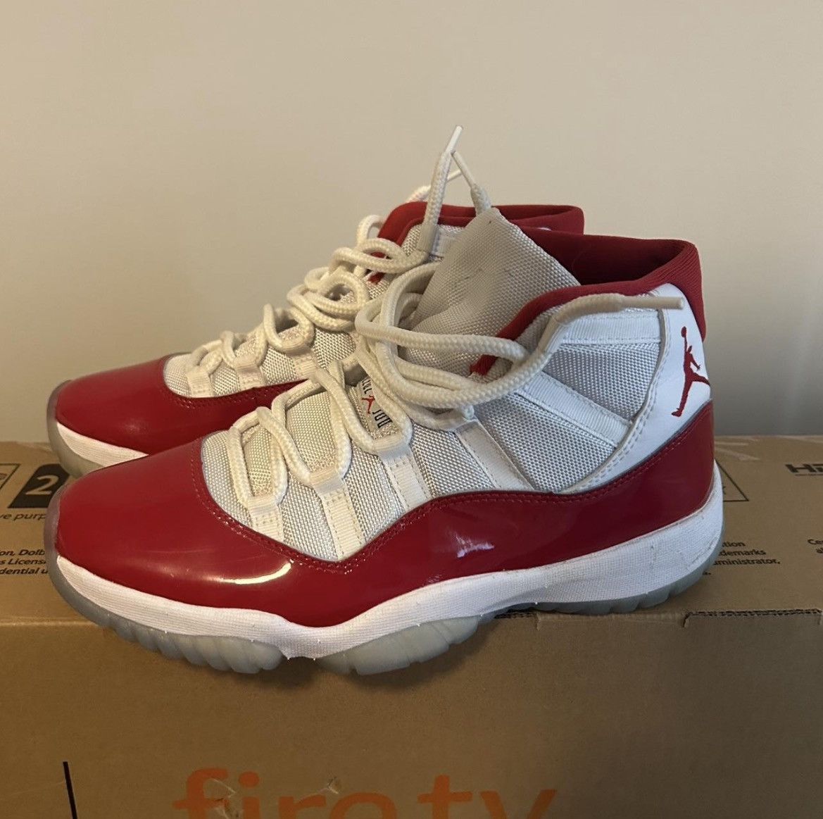 Jordan Brand Jordan Cherry 11s Size US 9 / EU 42 - 2 Thumbnail