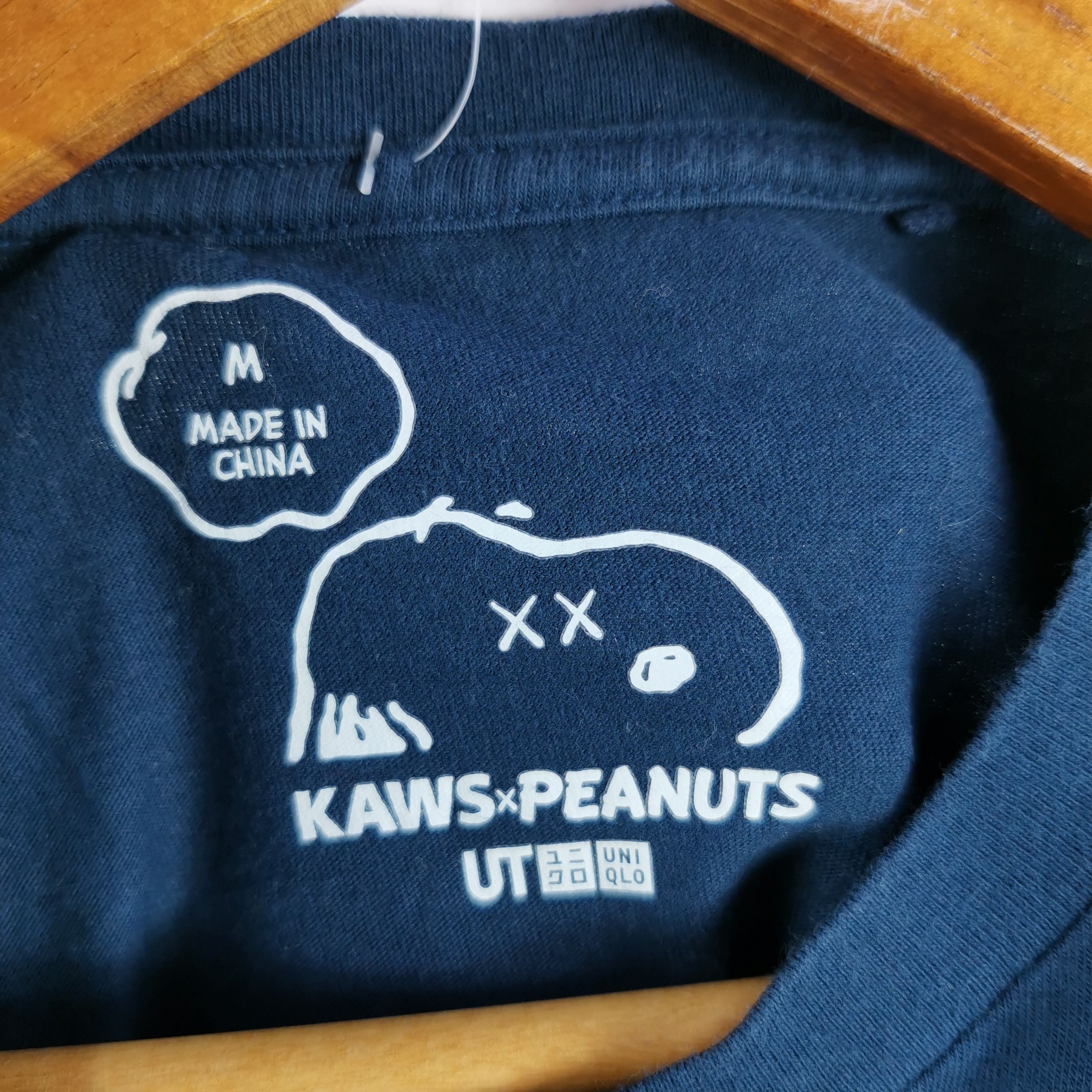 Kaws × Uniqlo Y2K Kaws X Peanut T-shirt Crewneck Streetwear Tees Size US M / EU 48-50 / 2 - 4 Thumbnail