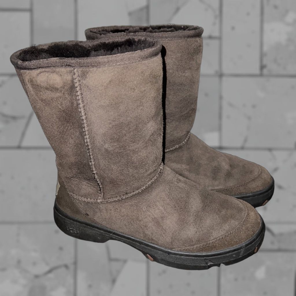 Ugg UGG Boot Womens 7 Brown Suede Shearling Lined Boots Australia UGG Shearling Style Women Size US 7 / IT 37 - 1 Thumbnail