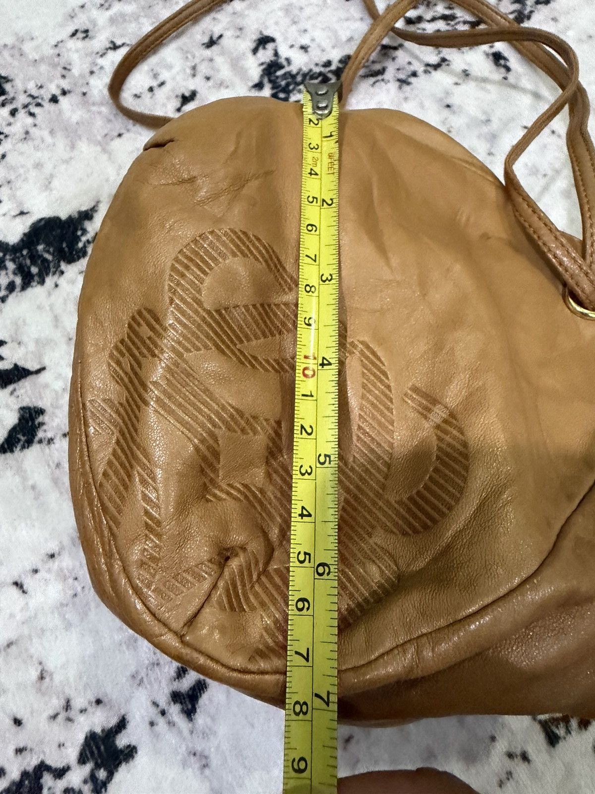 Loewe Authentic Loewe Anagram Leather Shoulder Dawstring Bag Size ONE SIZE - 8 Thumbnail