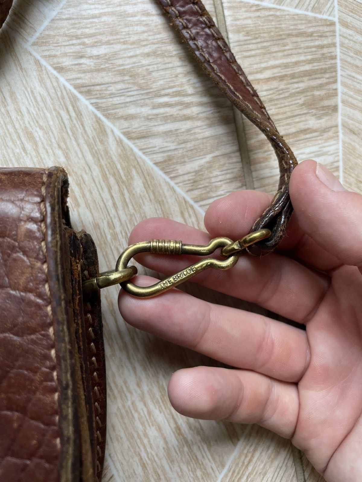 Vintage Archive Vintage Italy The Bridge Brown Leather Shoulder Bag Size ONE SIZE - 3 Thumbnail